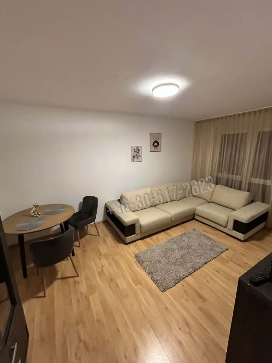 Albérlet, kiadó panellakás, Paks