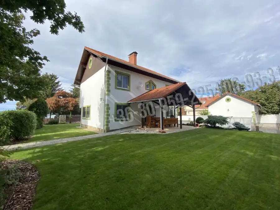 eladó családi ház, Balatonföldvár