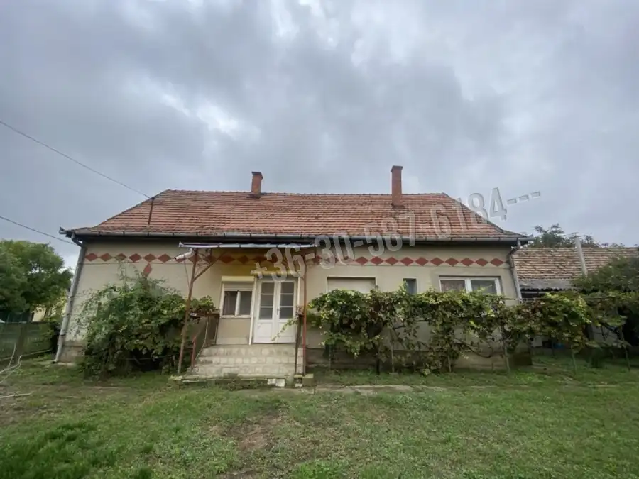 eladó családi ház, Báránd