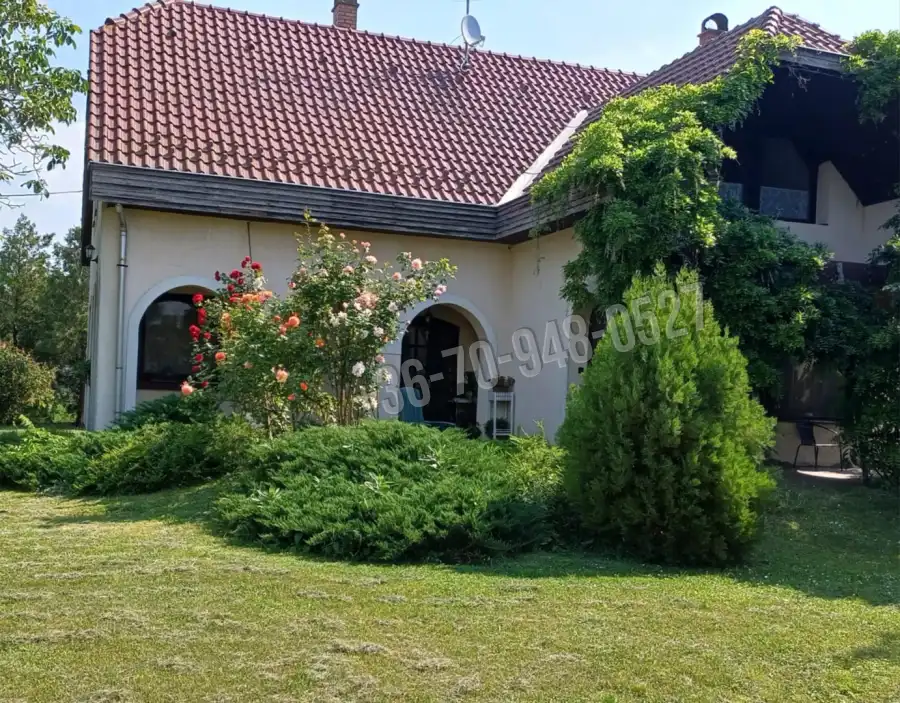 eladó családi ház, Békéscsaba