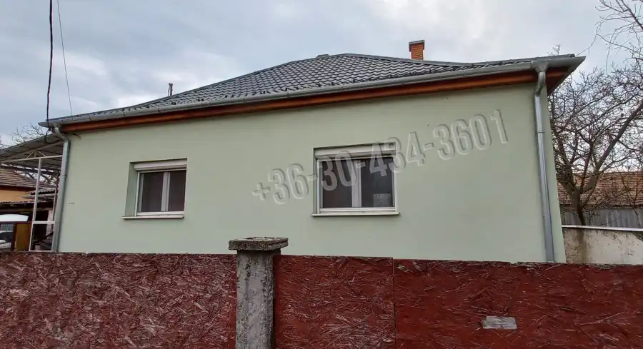 eladó családi ház, Bicske