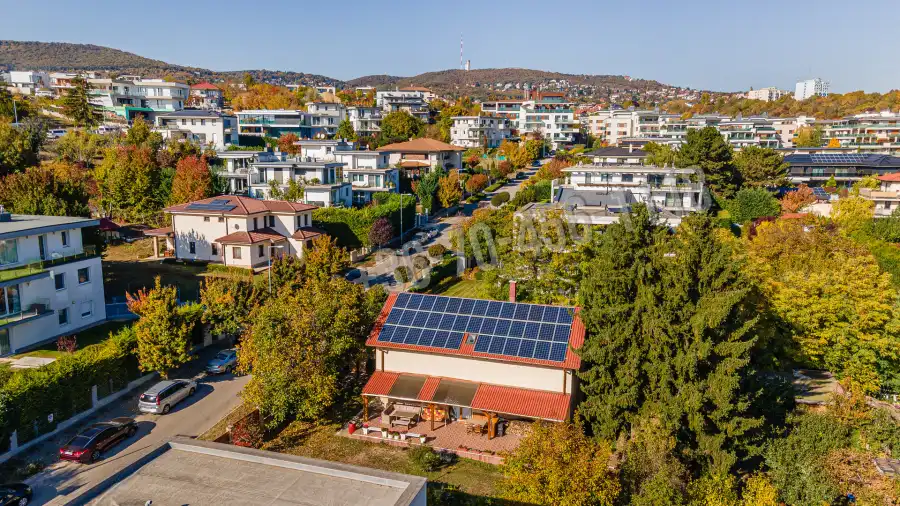 eladó családi ház, Budapest, XI. kerület