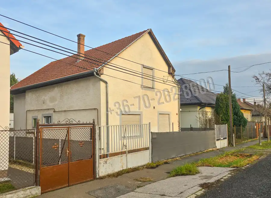 eladó családi ház, Budapest, XVI. kerület