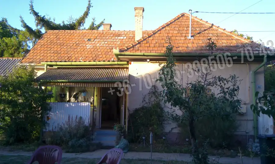 eladó családi ház, Ceglédbercel