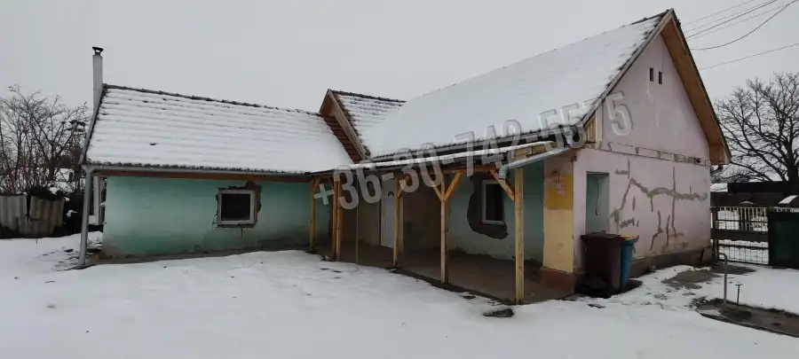 eladó családi ház, Csány