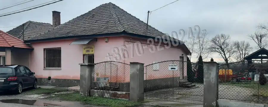 eladó családi ház, Csobaj