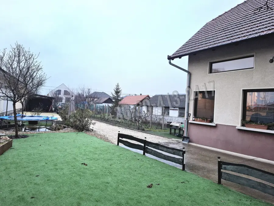 eladó családi ház, Dabas