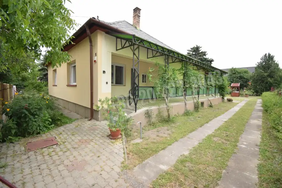 eladó családi ház, Dunavarsány