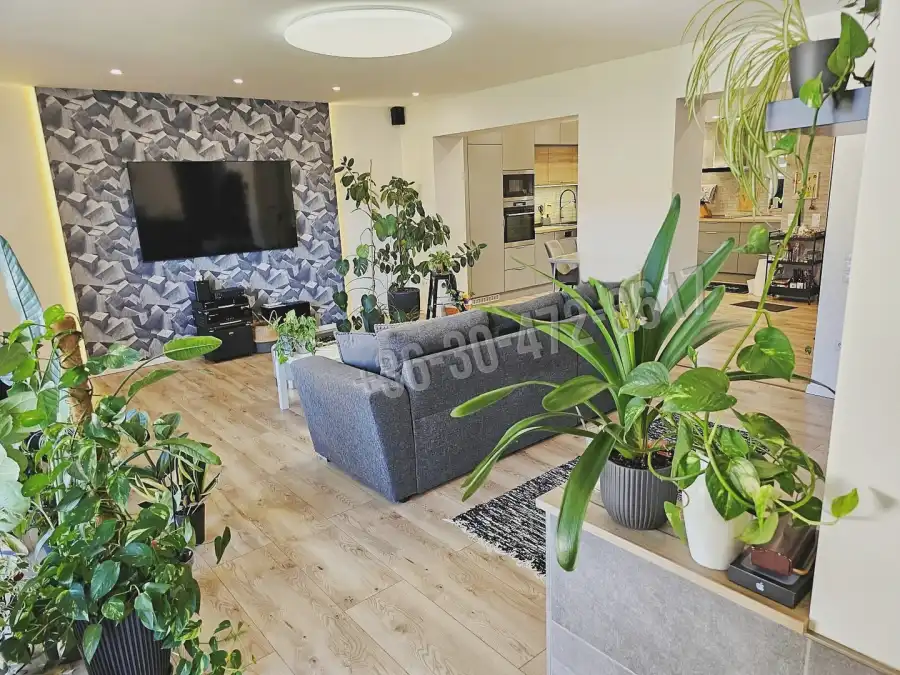 eladó családi ház, Eger