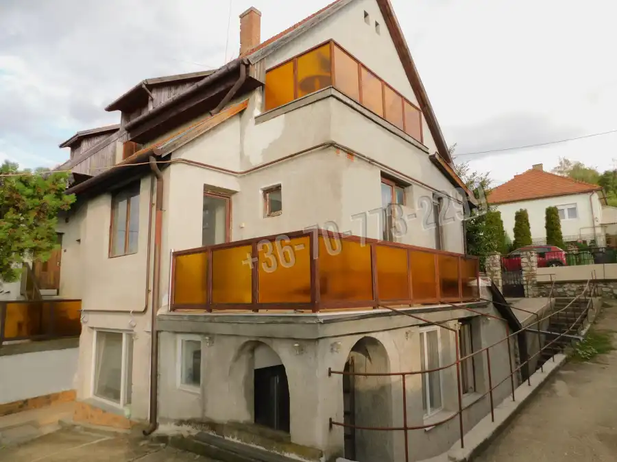 eladó családi ház, Eger