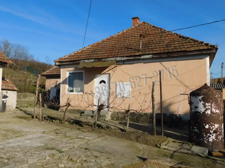 eladó családi ház, Egerszólát