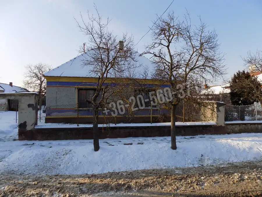 eladó családi ház, Egyházaskesző