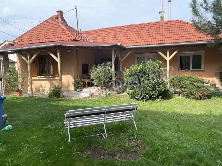 eladó családi ház, Felsőzsolca