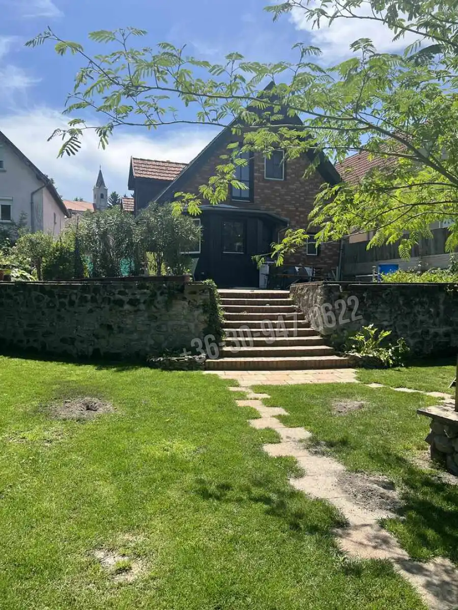 eladó családi ház, Fertőboz