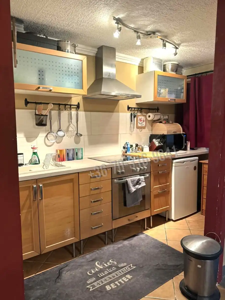 eladó családi ház, Göd