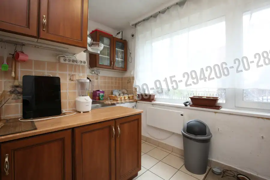 eladó családi ház, Göd