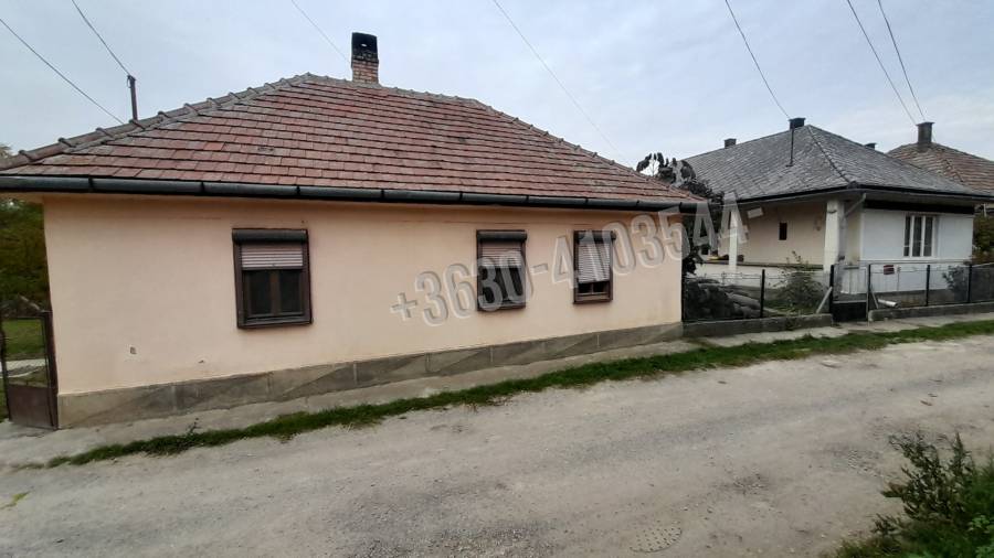 eladó családi ház, Gönc