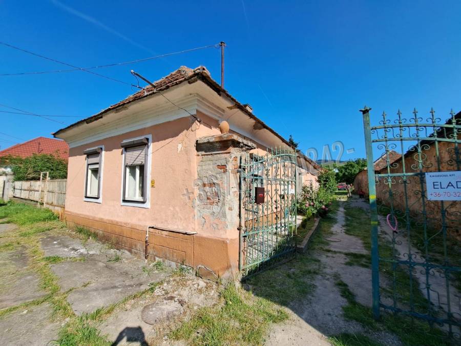 eladó családi ház, Gönc