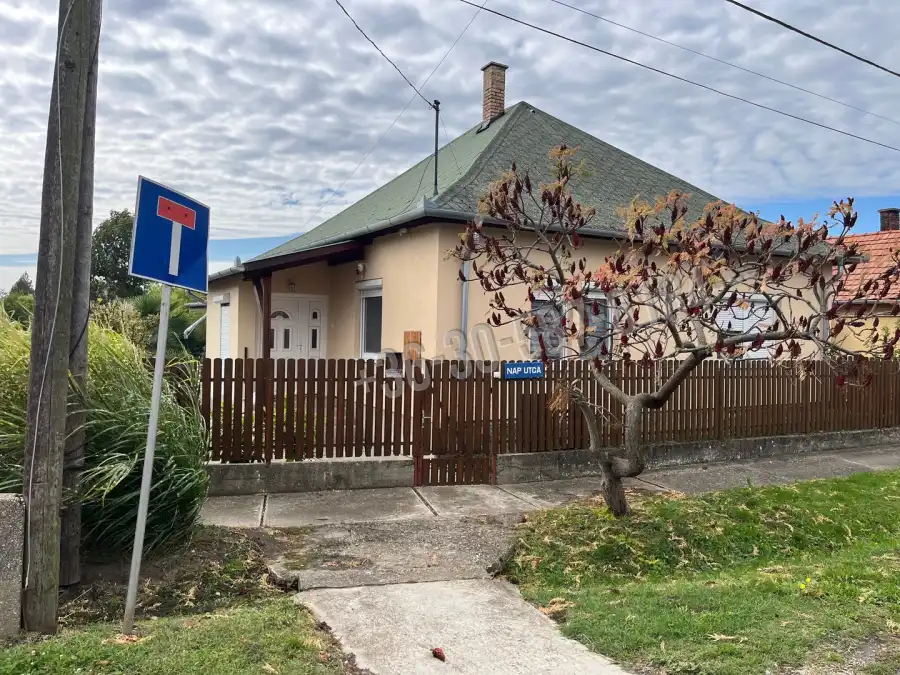 eladó családi ház, Hajdúszoboszló
