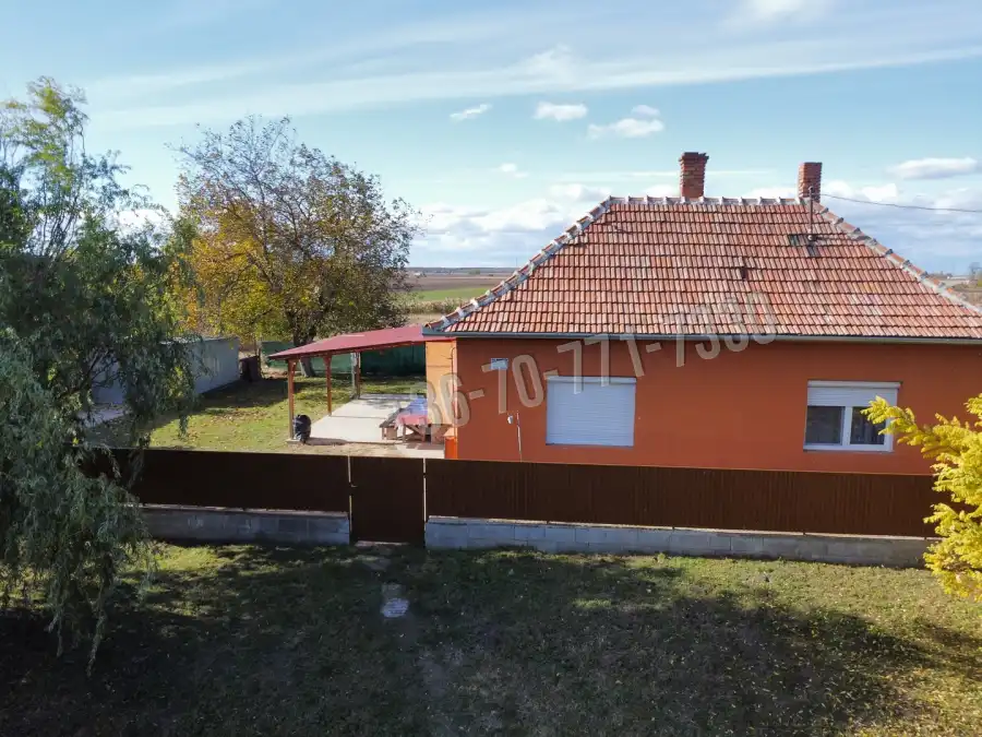 eladó családi ház, Jászapáti