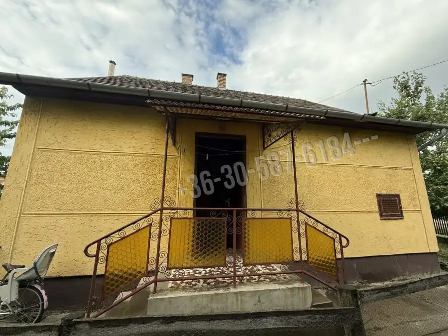 eladó családi ház, Kaba