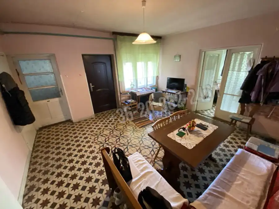 eladó családi ház, Komárom