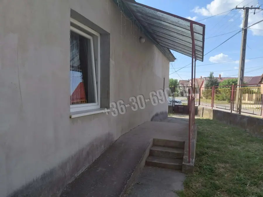 eladó családi ház, Kunszentmiklós