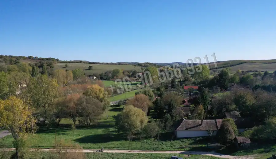 eladó családi ház, Legénd