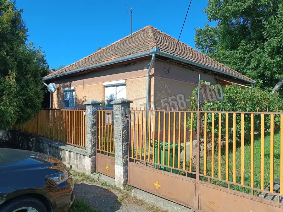 eladó családi ház, Letkés