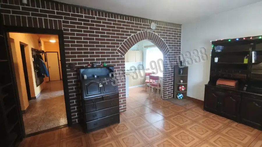 eladó családi ház, Lőrinci