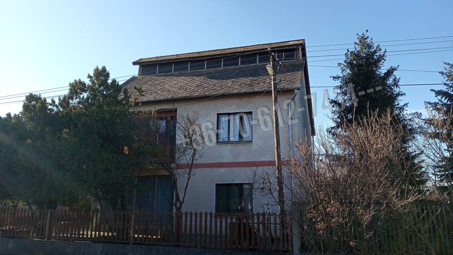 eladó családi ház, Lőrinci