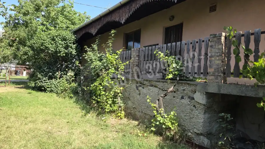 eladó családi ház, Mád