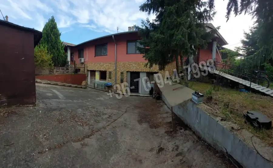 eladó családi ház, Majosháza