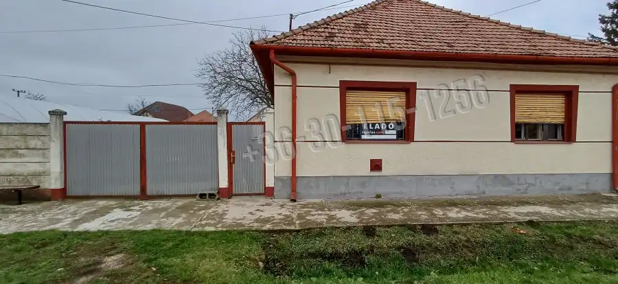 eladó családi ház, Méhkerék