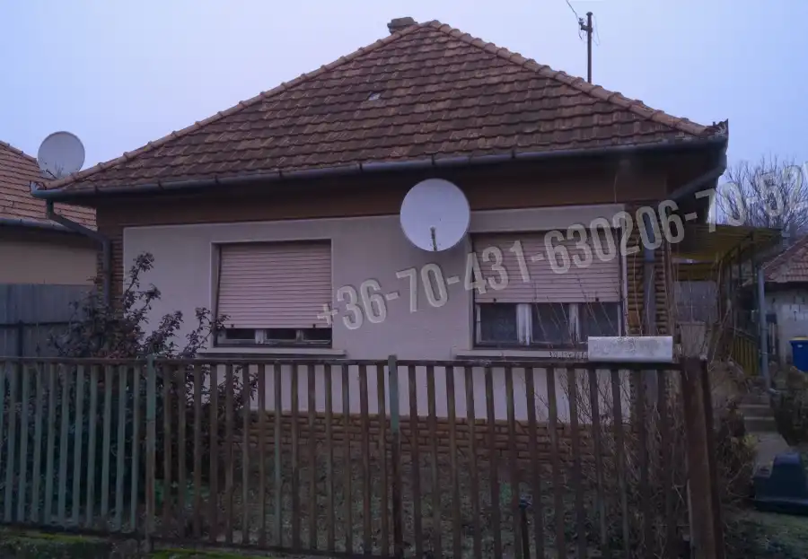 eladó családi ház, Mikebuda