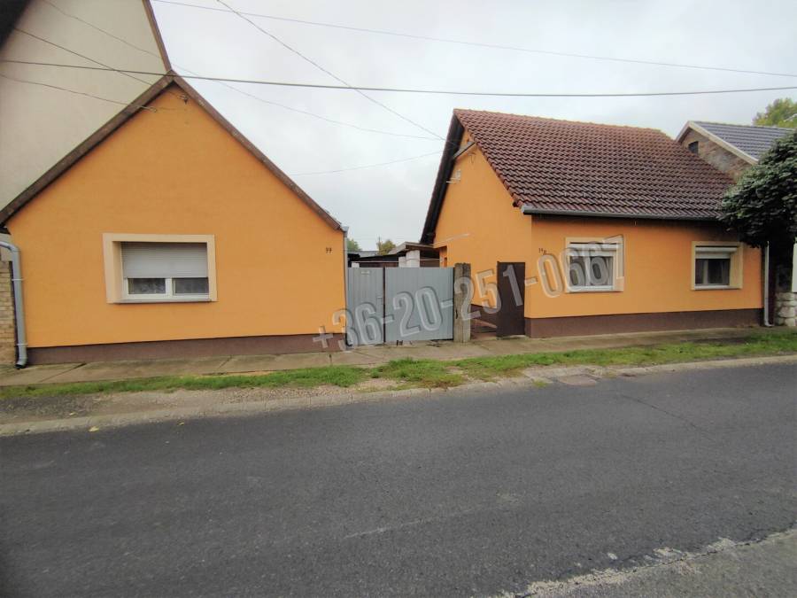 eladó családi ház, Mohács