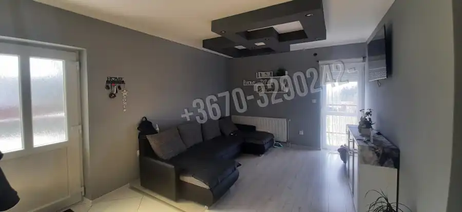 eladó családi ház, Monok