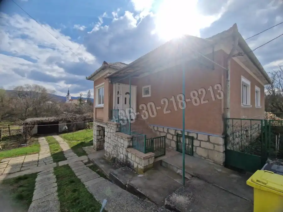 eladó családi ház, Nagyvisnyó