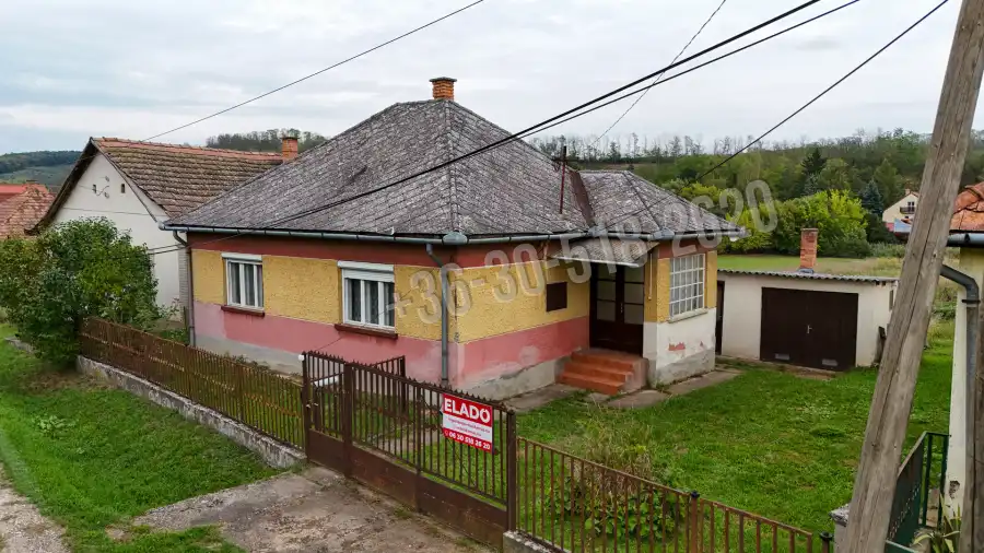 eladó családi ház, Nőtincs