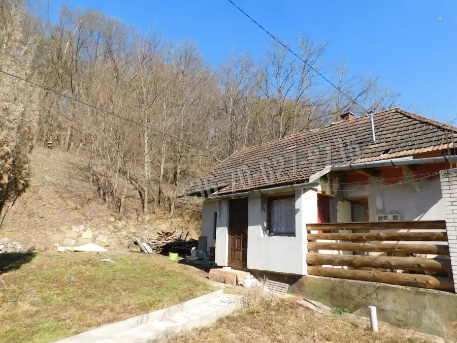 eladó családi ház, Parád