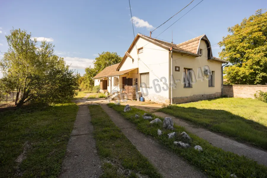 eladó családi ház, Patak