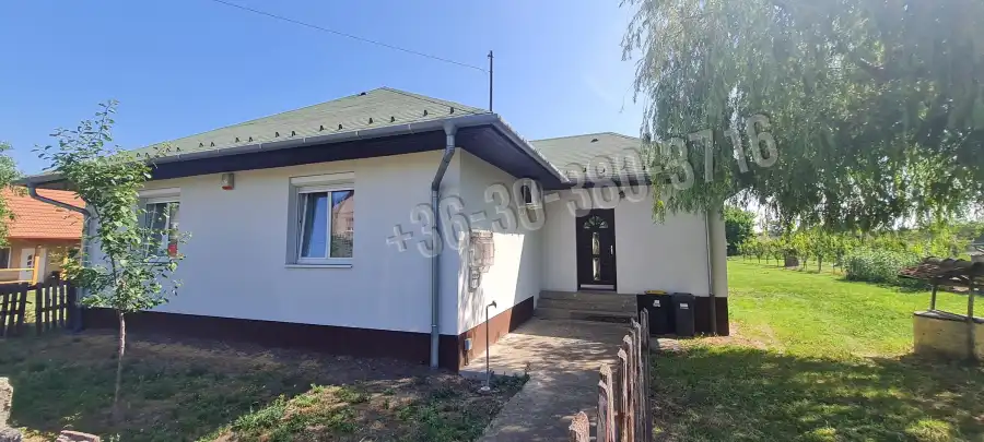 eladó családi ház, Perkáta