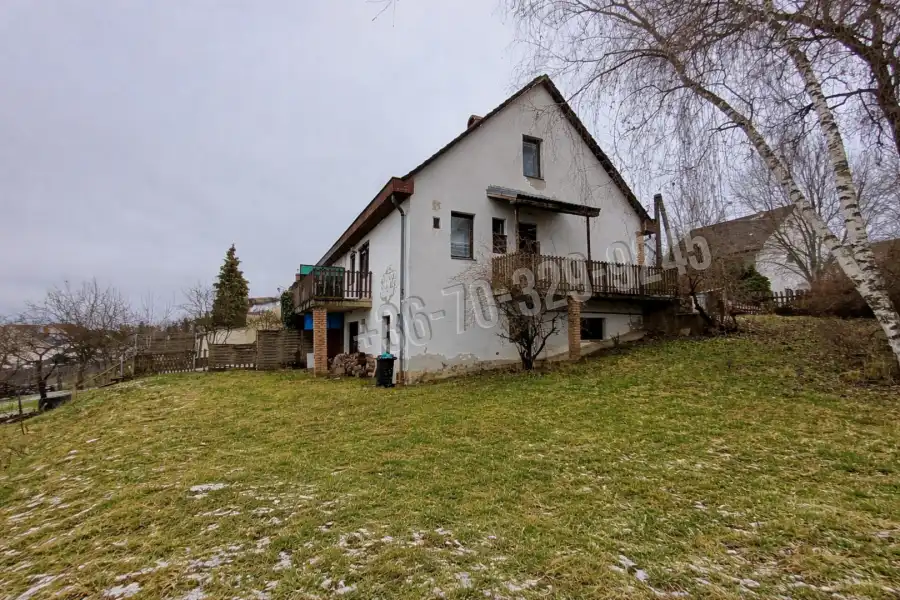 eladó családi ház, Salgótarján