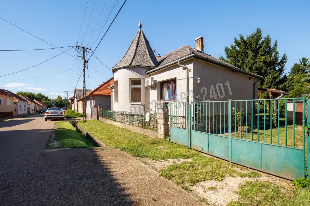 Komárom-Esztergom megye - Sárisáp