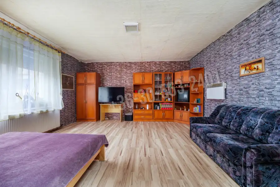 eladó családi ház, Sárisáp