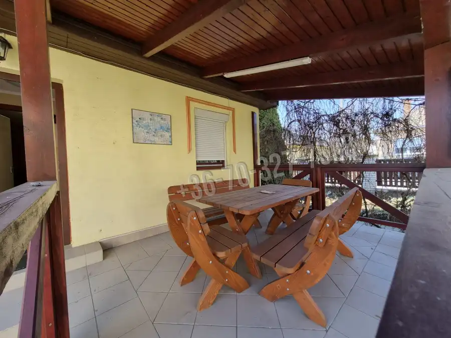 eladó családi ház, Sarud