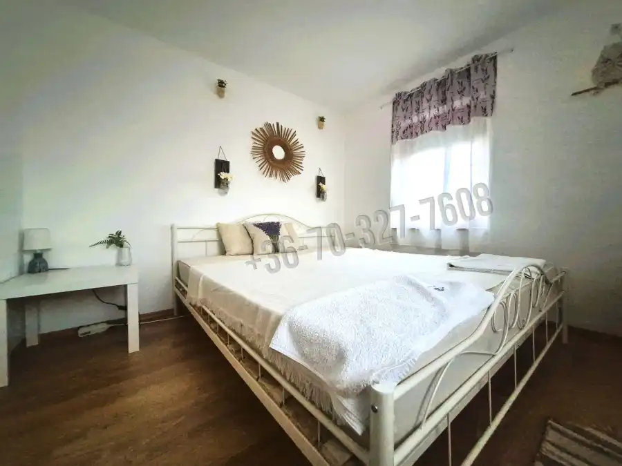 eladó családi ház, Sarud