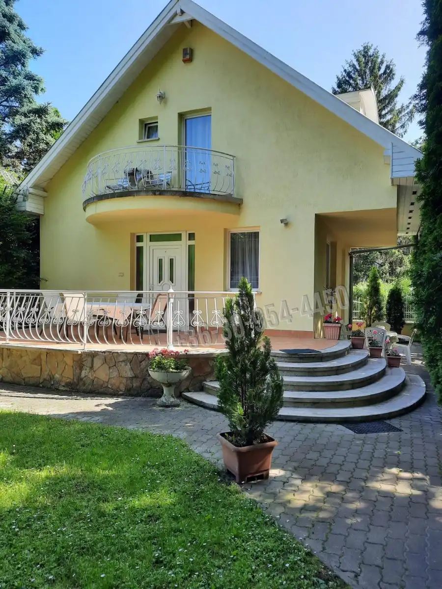 eladó családi ház, Szentendre