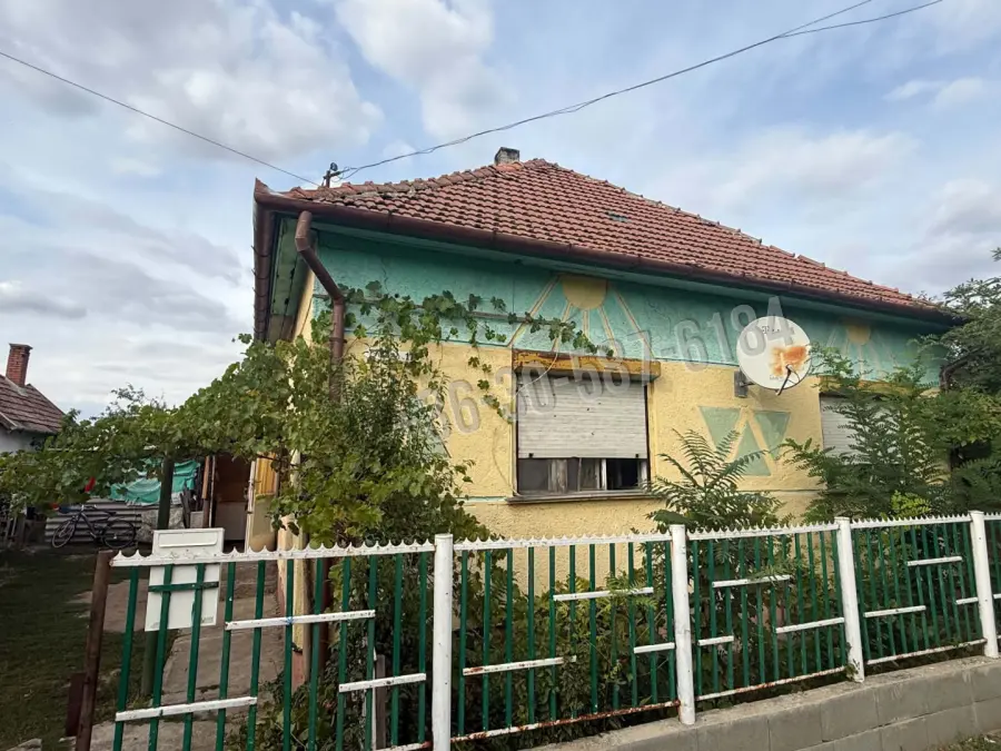 eladó családi ház, Szerep