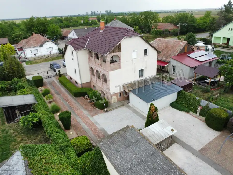 eladó családi ház, Tiszanána